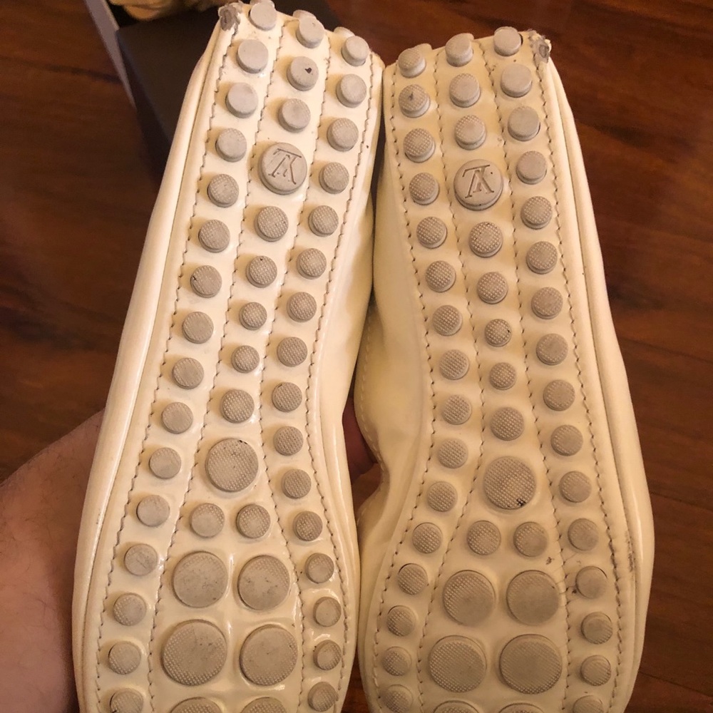 Yves Saint Laurent flats